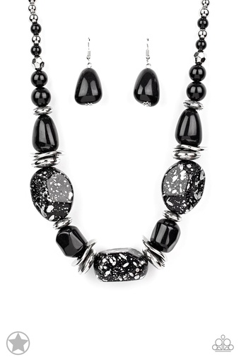 [013] Chunky Black Bead Necklace - In Good Glazes