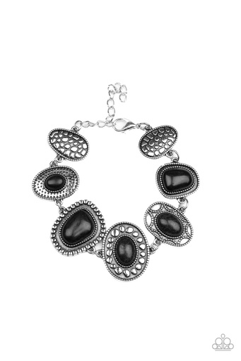 [067] Black Stone Bracelet and Silver Chain Clasp - Taos Trendsetter