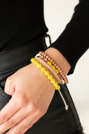 [B068XX] Yellow Moonstone Bracelet - Urban with Wood Beads - Down HOMESPUN