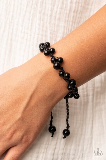 [302-B] Beaded Black Bracelet with Sliding Knot - Vintage Versatility