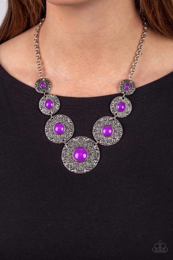 [531-N] Flower Necklace Purple Beads in Silver - Garden Glade